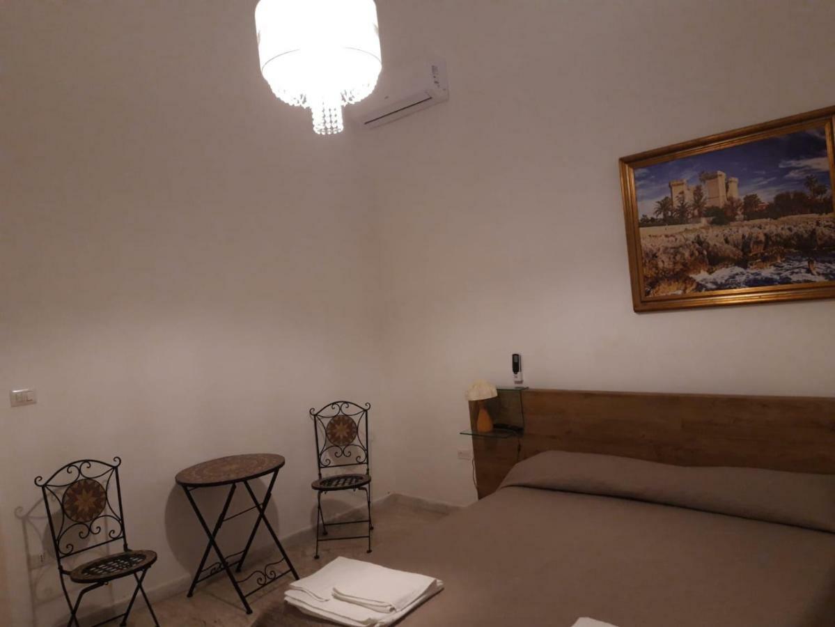 Venetian 3*