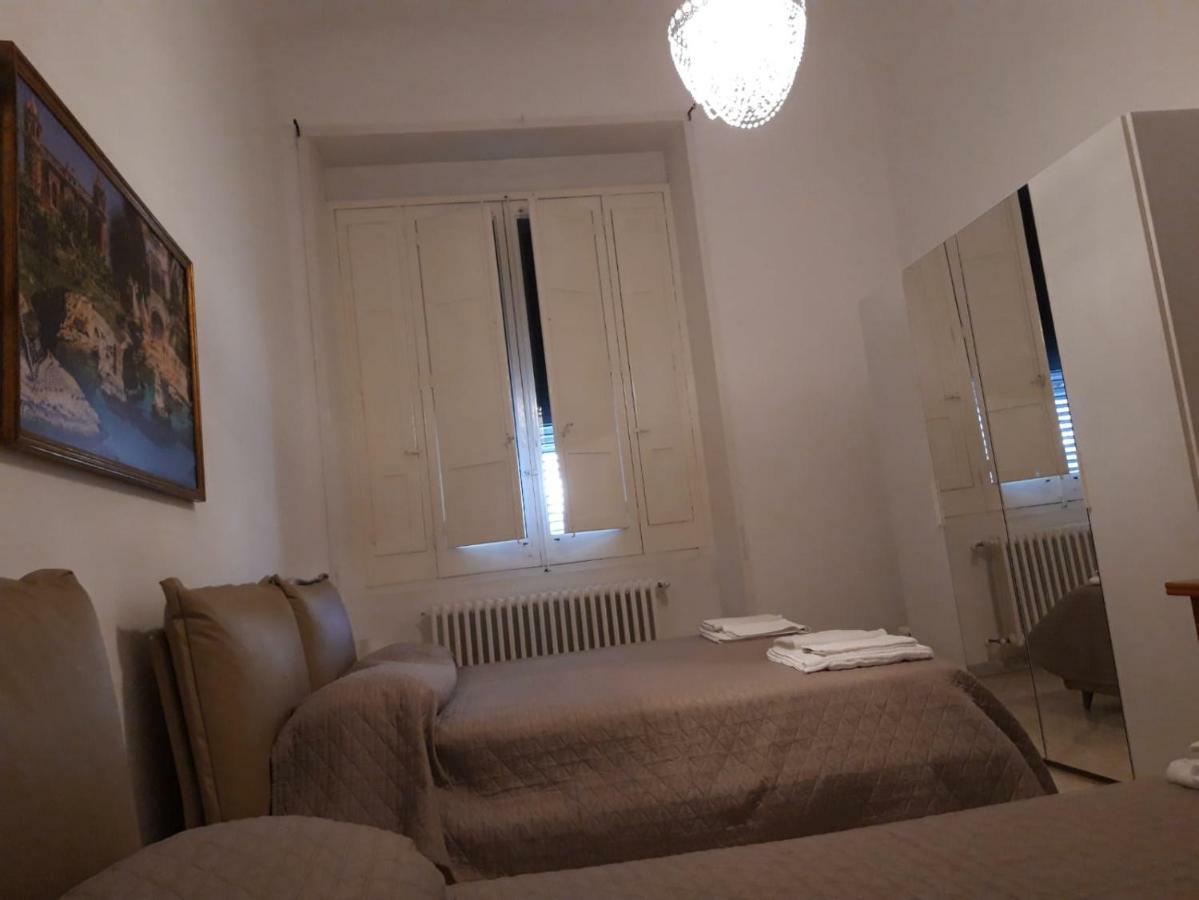 Couette-café Venetian 3*
